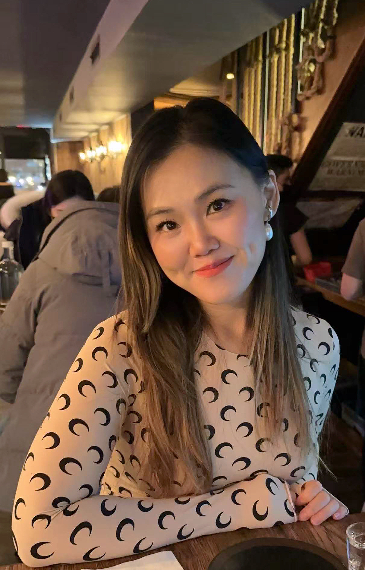 王雅婧